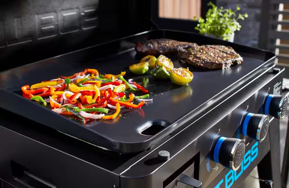 Pit Boss® 3-Burner Ultimate Lift-Off Griddle